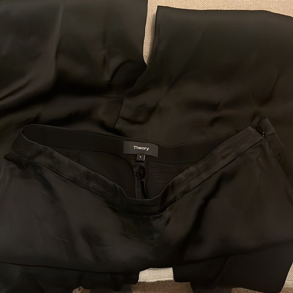 Silk / satin wide leg pants - Picture 3 of 3